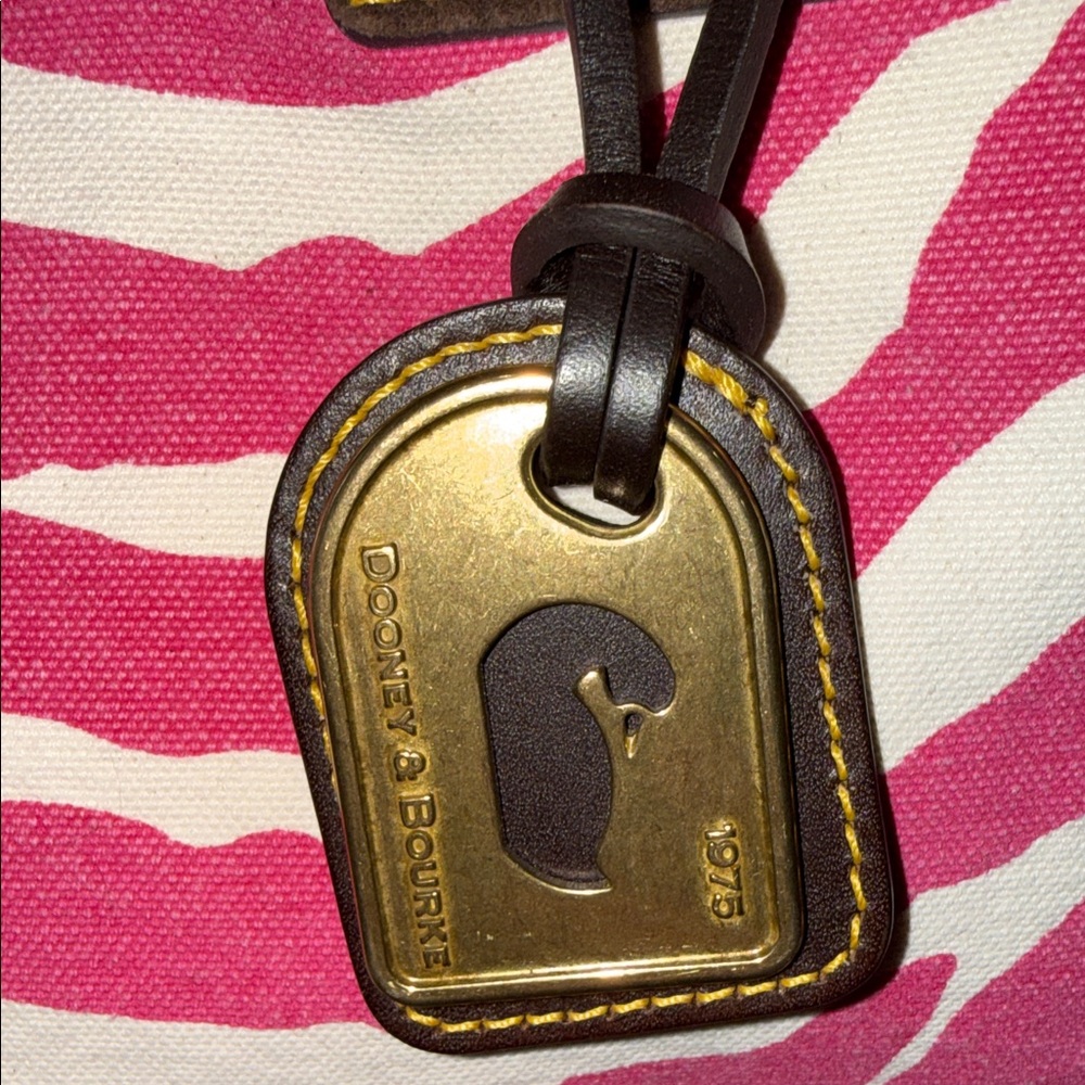 Dooney & Bourke Stylish Pink Zebra-Print Tote Bag NWT - Picture 6 of 15